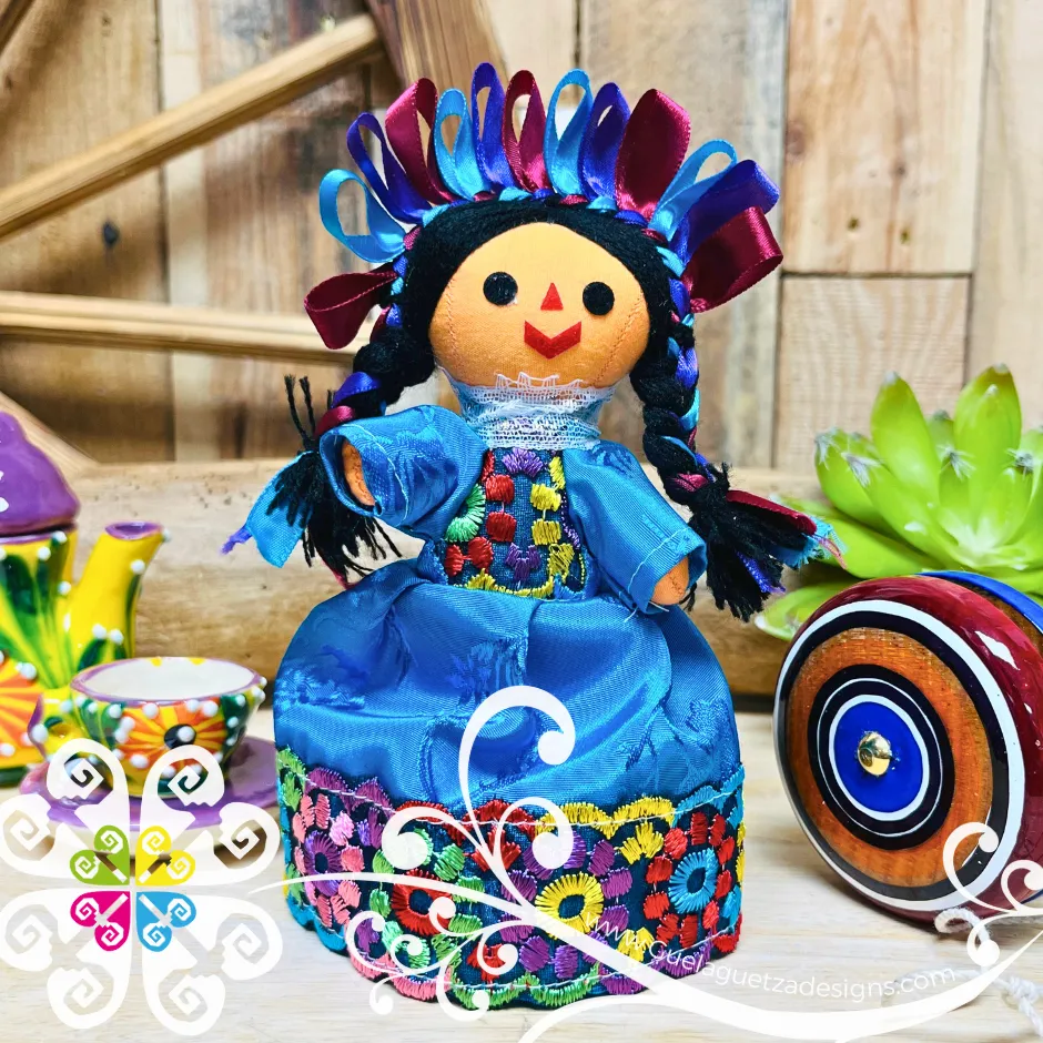 Mini Mexican Otomi Doll - Sencilla