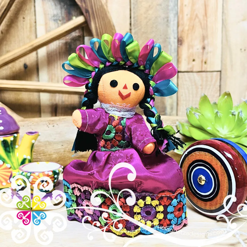 Mini Mexican Otomi Doll - Sencilla