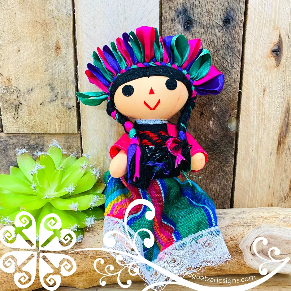 Small Mexican Otomi Doll - Sencilla