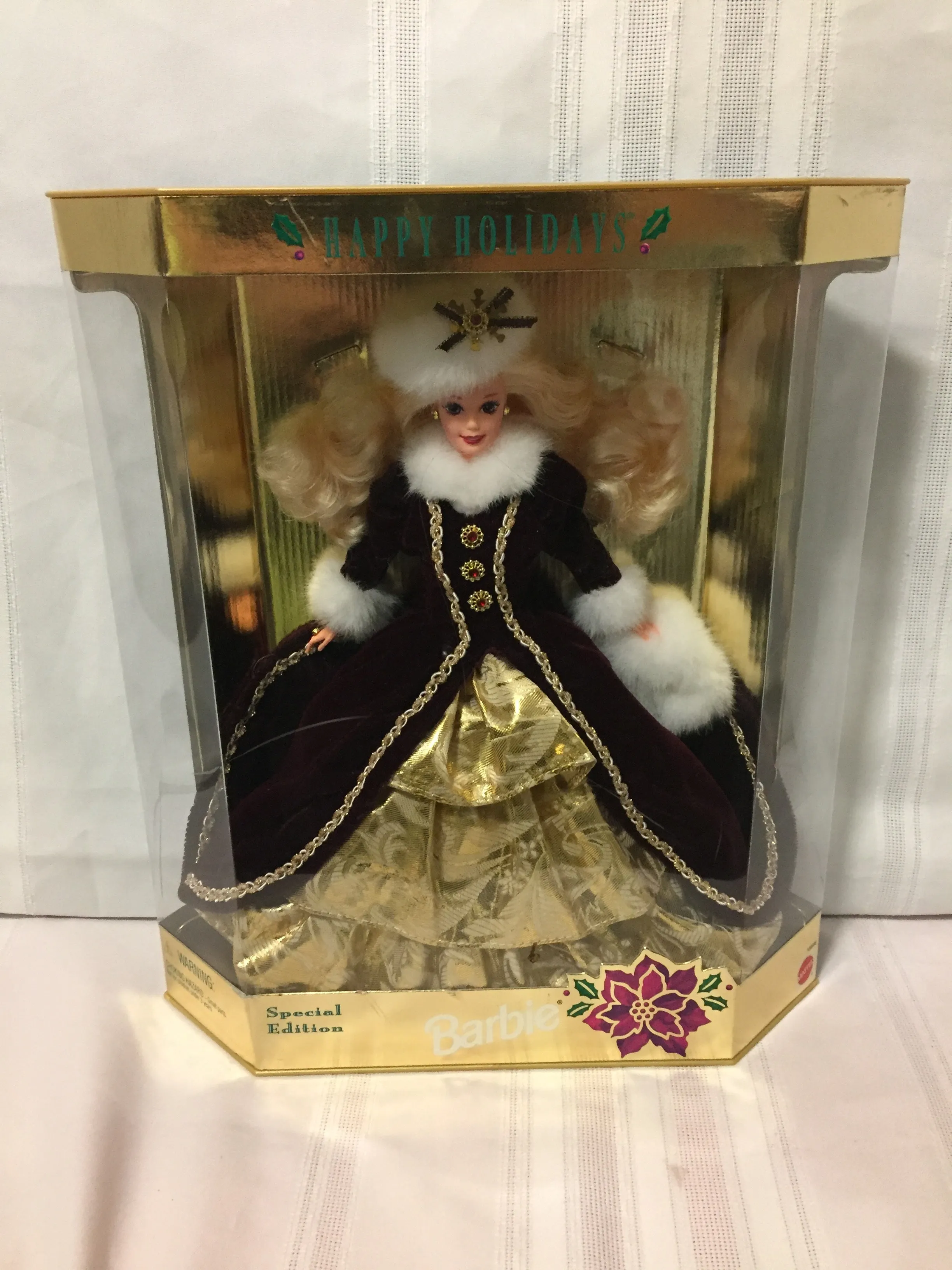 Vintage 1996 Special Edition Happy Holidays Barbie #15646 Mattel NRB